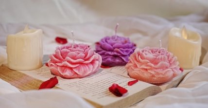 Peony Flower Candles
Manufacturer